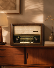 Load image into Gallery viewer, Vintage Nordmende Carmen Radio – 1950s Germany