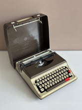 Load image into Gallery viewer, Brother Elite RS 400 Typewriter - Made in Germany 1960s-1970s