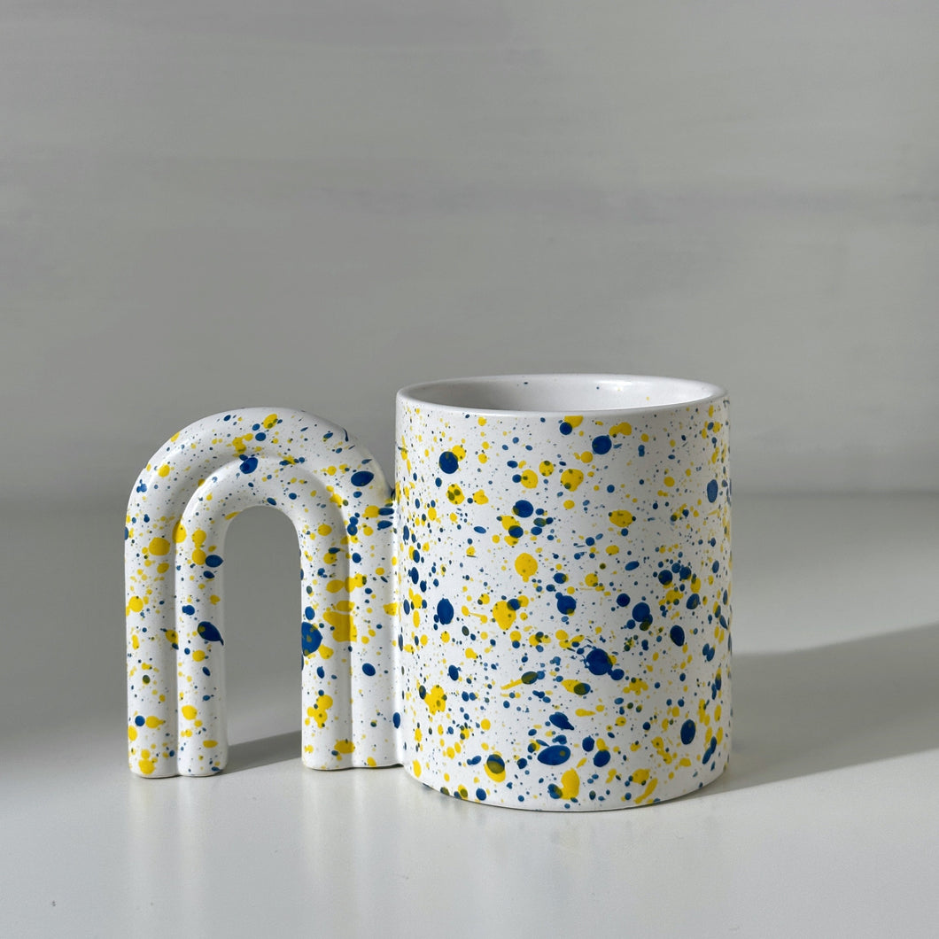 White Dotted Arch Handle Mug