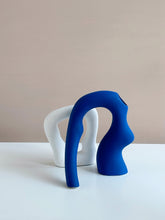 Load image into Gallery viewer, Blue & White Hugging Vases