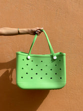 Load image into Gallery viewer, Large Croco Beach Bag