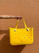 Load image into Gallery viewer, Large Croco Beach Bag