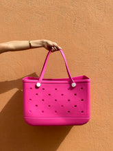 Load image into Gallery viewer, Large Croco Beach Bag