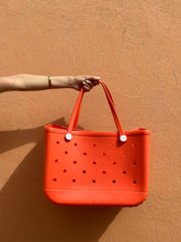 Load image into Gallery viewer, Large Croco Beach Bag