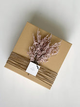 Load image into Gallery viewer, The Hot Chocolate Gift