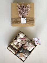 Load image into Gallery viewer, The Hot Chocolate Gift