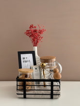 Load image into Gallery viewer, The Teaholic Gift Set