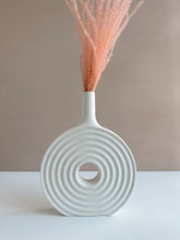 Load image into Gallery viewer, White Circle Vase