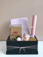 Load image into Gallery viewer, The Workholic Gift Basket