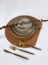 Load image into Gallery viewer, Beige With Brown Rim Plates