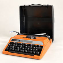 Load image into Gallery viewer, Vintage Silver-Reed 200 Typewriter – Circa 1970s – Made in Japan