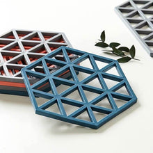 Load image into Gallery viewer, Geometric Table Mats