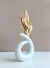 Load image into Gallery viewer, Off-White Looped Shaped Vase
