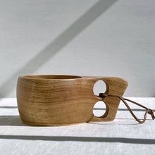 Load image into Gallery viewer, Handmade light Wooden Cup