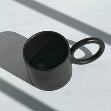 Load image into Gallery viewer, The Black Big Handle Mug