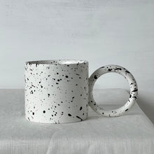 Load image into Gallery viewer, The White Big Handle Mug