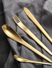 Load image into Gallery viewer, Japanese Style Gold Matte Cutlery Set