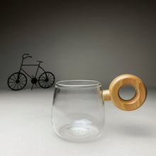 Load image into Gallery viewer, Circled Handle Inflated Glass Mug with Wooden Lid