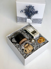 Load image into Gallery viewer, Calming Tea Gift Box
