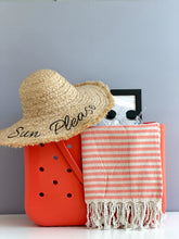 Load image into Gallery viewer, Beach-holic Gift
