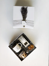Load image into Gallery viewer, Mother's Gift Box
