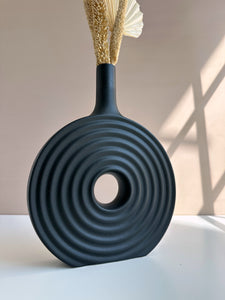 Black Circle Vase