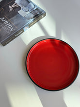 Load image into Gallery viewer, Dessert Red/Black Plate
