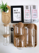Load image into Gallery viewer, The Iced Teaholic Gift Set
