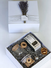 Load image into Gallery viewer, Calming Tea Gift Box
