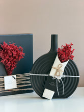 Load image into Gallery viewer, The Vase Gift Box
