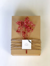 Load image into Gallery viewer, Cute Mugs Gift Box
