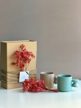 Load image into Gallery viewer, Cute Mugs Gift Box
