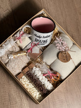 Load image into Gallery viewer, The Hot Chocolate Gift Set
