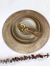 Load image into Gallery viewer, Round Wooden Branch Placemats
