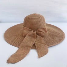 Load image into Gallery viewer, Ladies Brown Beach Hat
