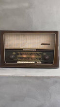 Load and play video in Gallery viewer, Vintage Nordmende Carmen Radio – 1950s Germany
