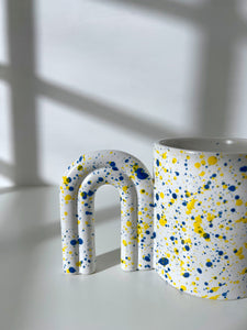 White Dotted Arch Handle Mug