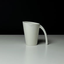 Load image into Gallery viewer, Retro White Jug Set with Four Cups
