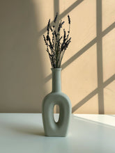 Load image into Gallery viewer, Off-White Oval Ring Vase
