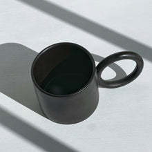 Load image into Gallery viewer, The Black Big Handle Mug

