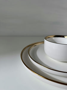 The White Pearl Plates Set of Three with Bowl