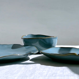 Clam Shaped Copenhagen Blue Plates Set of Three with Bowl